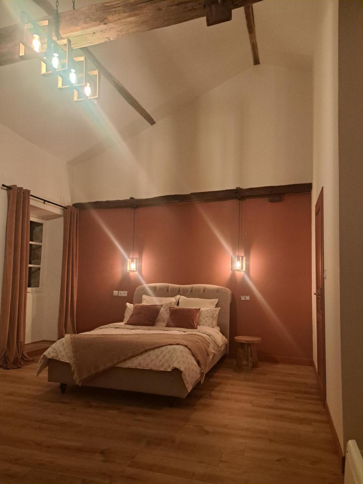 Lavallade12 Chambers D'Hotes Roussines Bagian luar foto
